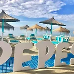 Апартаменти Modern Penthouse Big Solarium Sea Views Benavista Location Walk To Everything