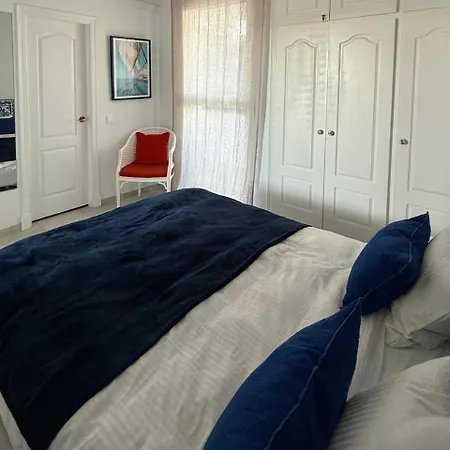 Apartment Modern Penthouse Big Solarium Sea Views Benavista Location Walk To Everything *