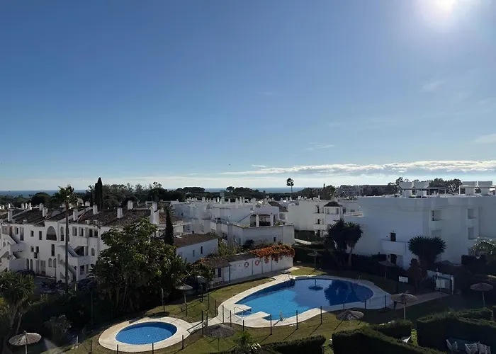 Sun Gardens El Paraiso 3 Bed Penthouse With Sea Views Estepona